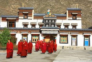labrang-monastery-in-xiahe-a